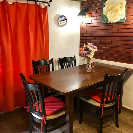 Бургасский Дом Holiday home Burgas